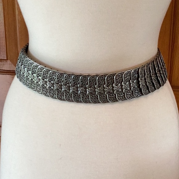 Ladies Belt - Picture 5 of 16